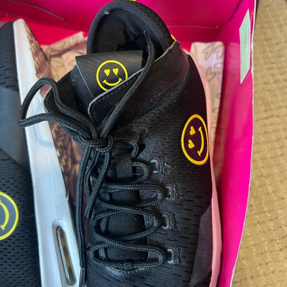 Zumba Air Funk Athletic Shoes Women’s Size 8 Black/Yellow - Picture 10 of 12